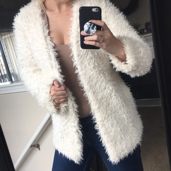 AMBIANCE/ plush faux fur jacket - Picture 3 of 8
